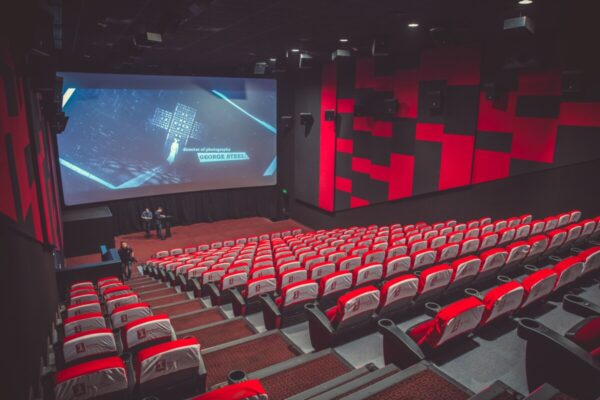 Купить билеты в кинотеатр "Невский Cinema" Санкт-Петербург