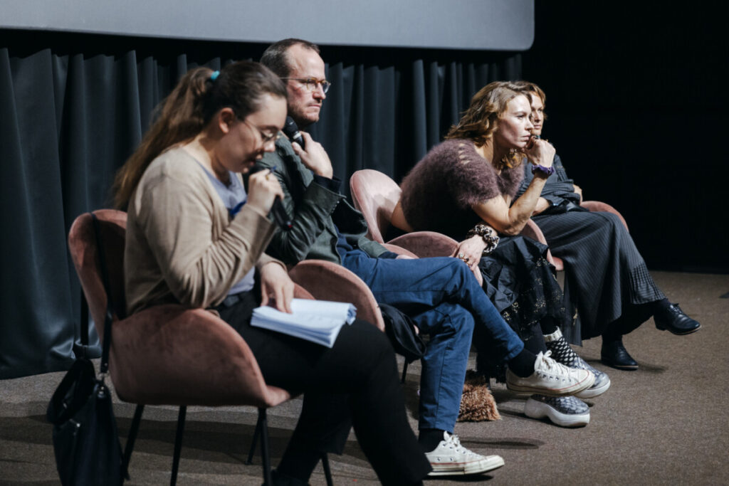 В  Санкт-Петербурге прошла премьера драмы "Купе номер 6", получившей Гран-при в Каннах