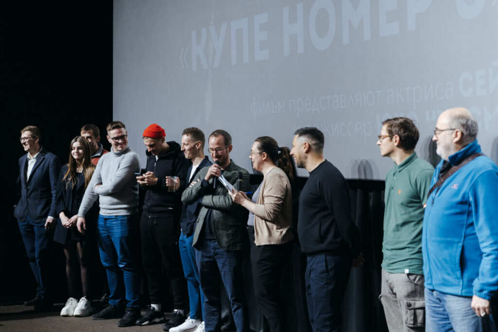 В  Санкт-Петербурге прошла премьера драмы "Купе номер 6", получившей Гран-при в Каннах