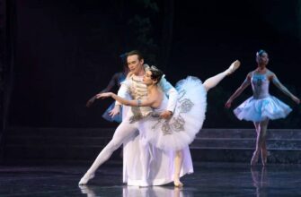 Астраханский театр оперы и балета приглашает зрителей побывать в средневековом Провансе